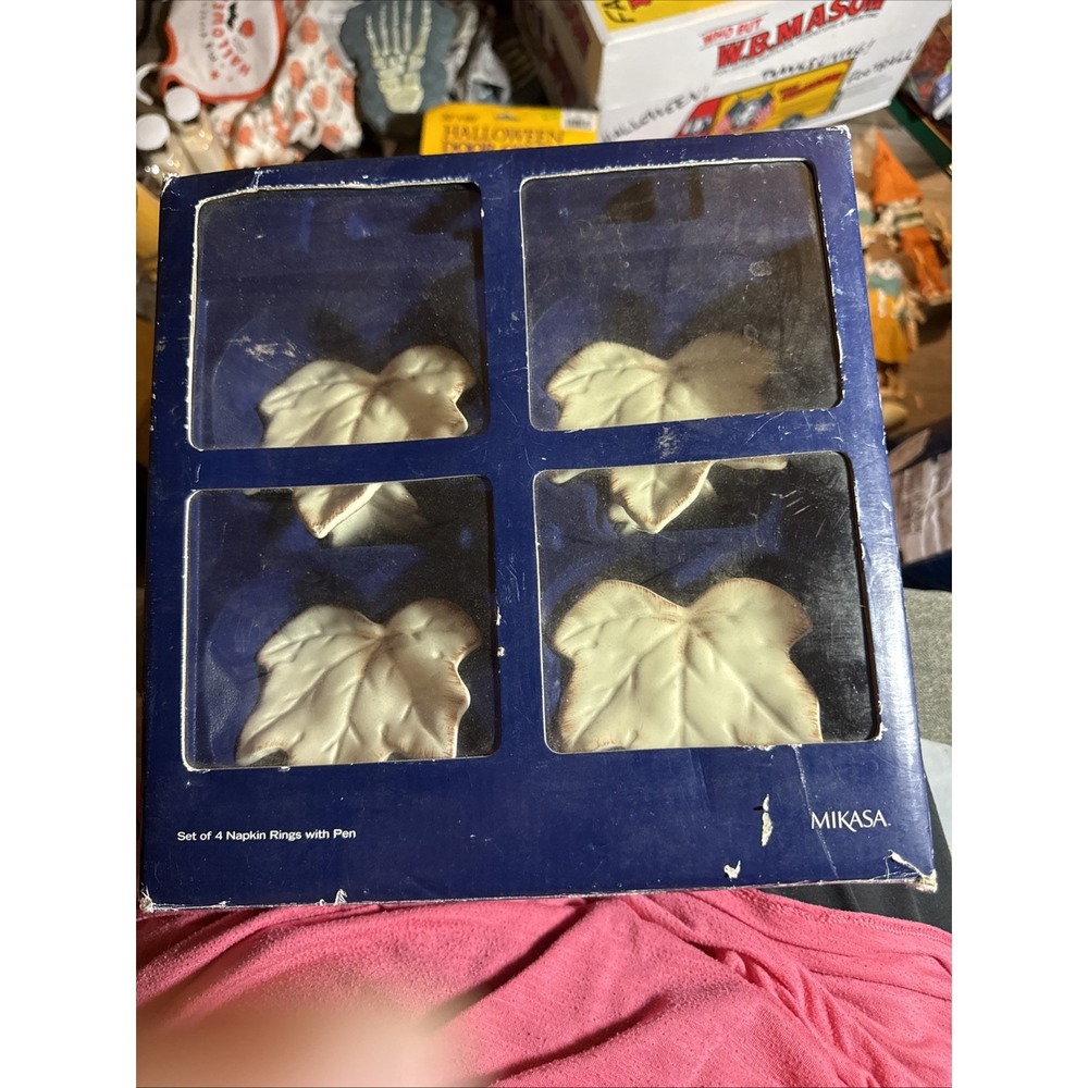 Mikasa Porcelain Leaf Napkin Holders Pre Owned